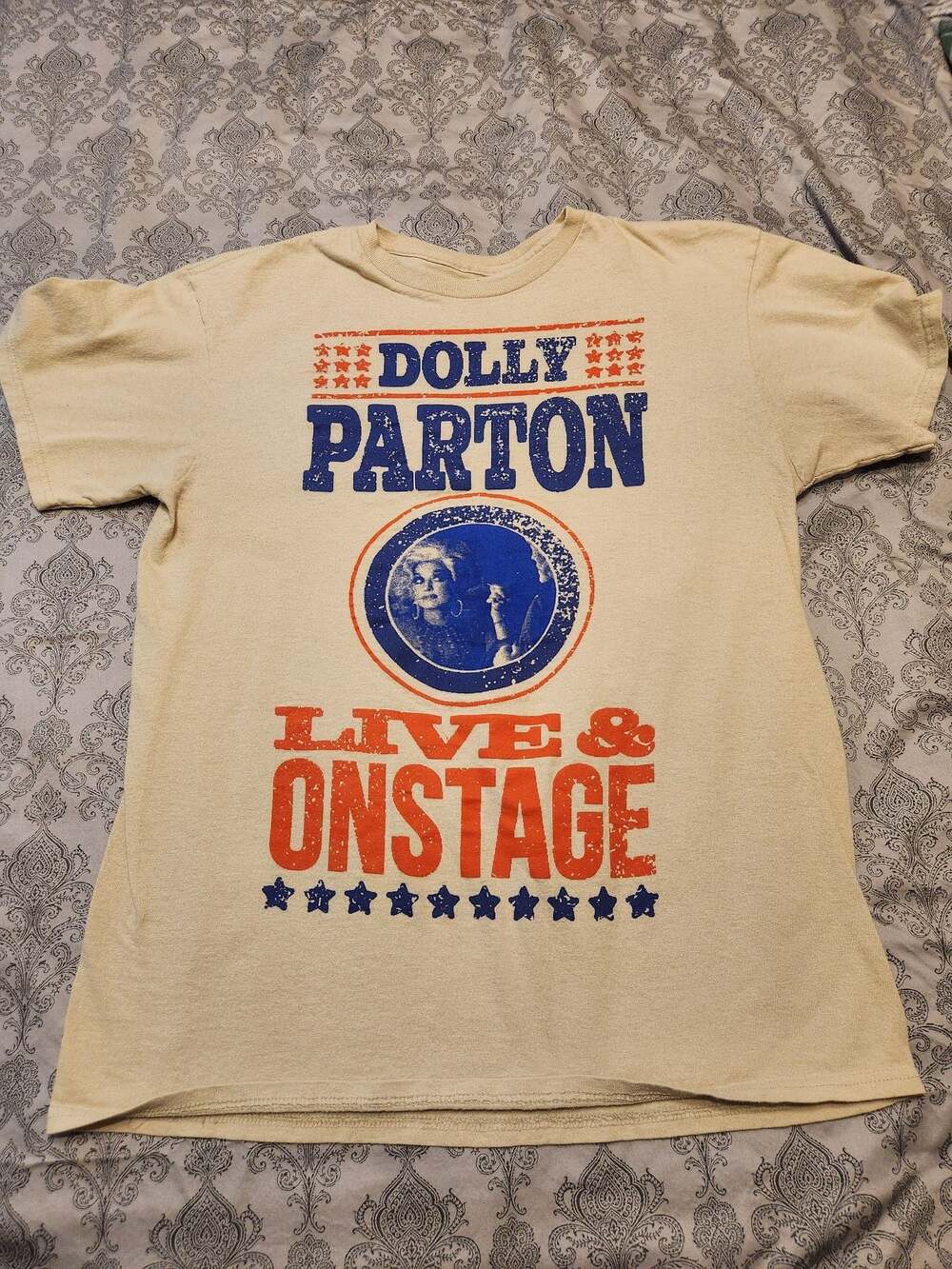 Dolly Parton Live & Onstage Graphic T-Shirt